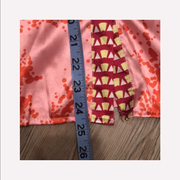 Silky retro blouse - Picture 7 of 8